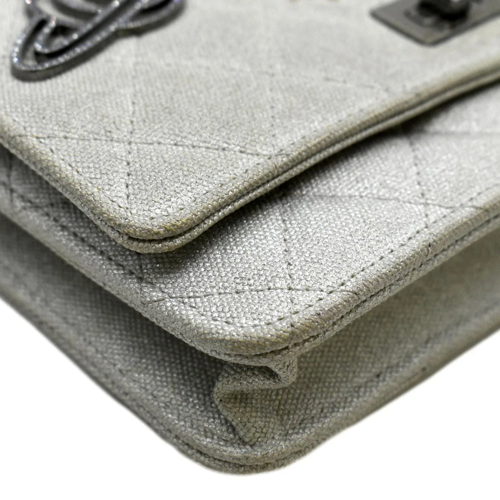 Pre-Owned Classic Quilted Light Space Canvas 2.55 Grey Reissue WOC Charm Crossbody Bag
